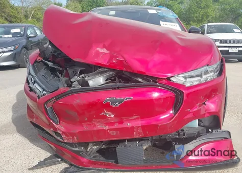 2023 Ford Mustang Mach-E Premium z USA, uszkodzony, nr VIN 3FMTK3SU3PMA96590